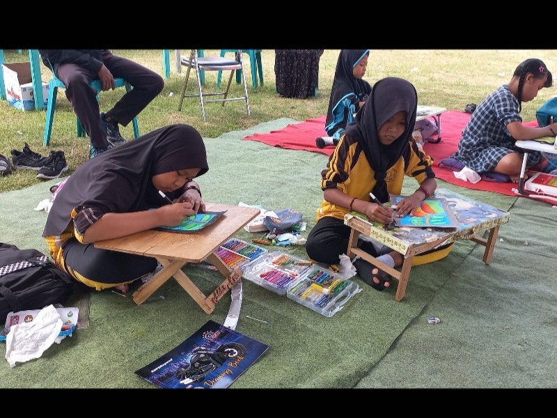 Lomba Menggambar Tingkat SD